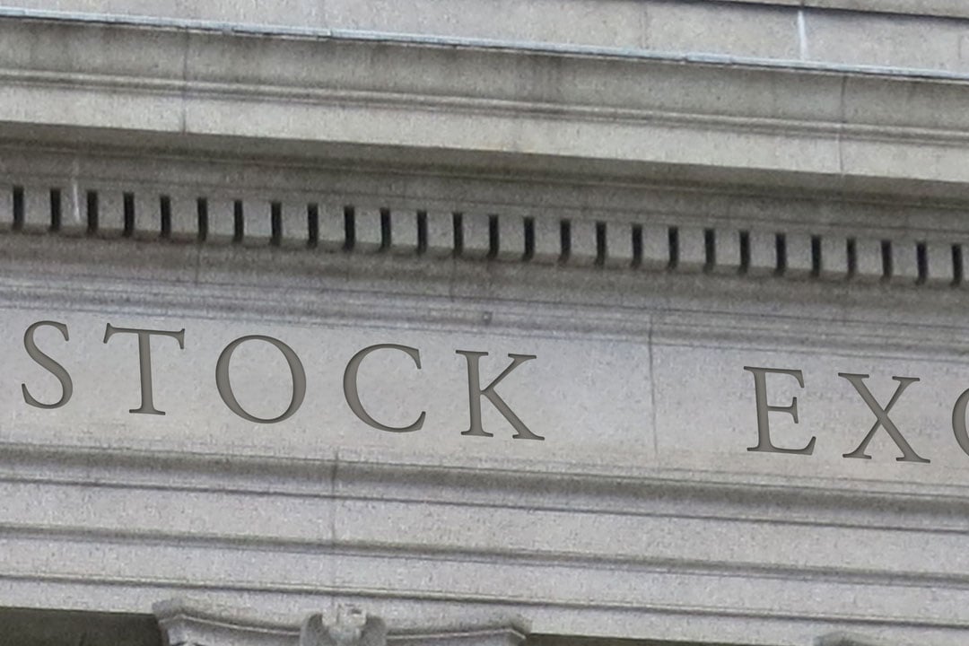 Could Value Stocks Benefit from the AI Rout?