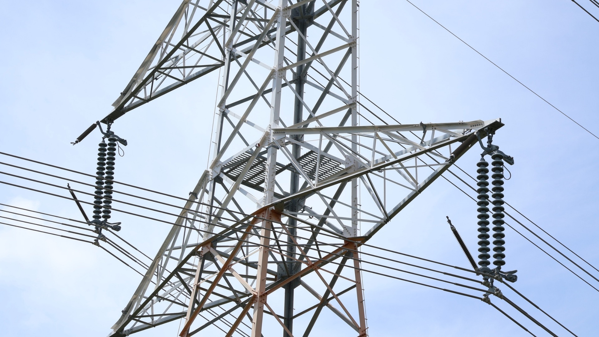Emerging-market companies marked by heavy assets and low obsolescence, or HALO, are benefiting as the AI boom drives demand for infrastructure.