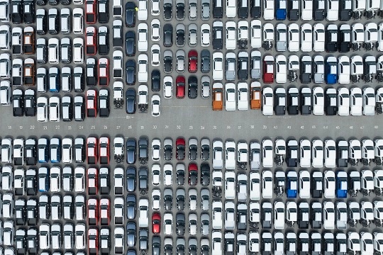 Hybrid Adoption to Rise as Electric Vehicle Momentum Slows