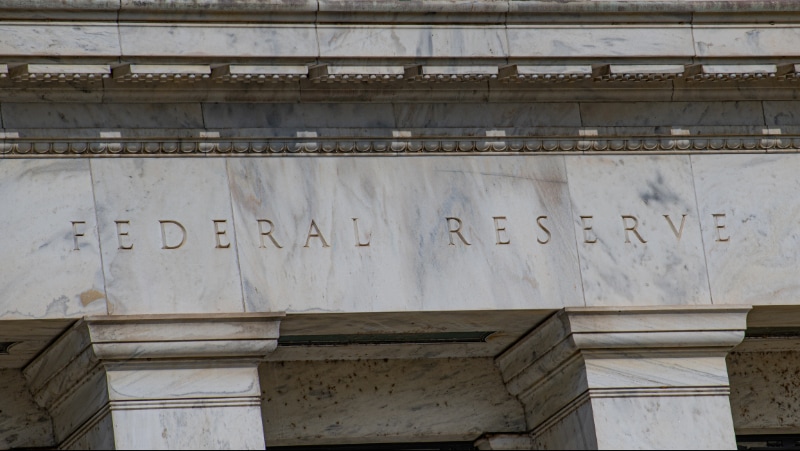 MUFG - Asia FX: Fed đối mặt thách thức chính sách trong bối cảnh bất ổn gia tăng